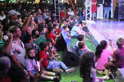  Natal de Laranjeiras: abertura reúne famílias laranjeirenses na Praça Nogueira do Amaral
